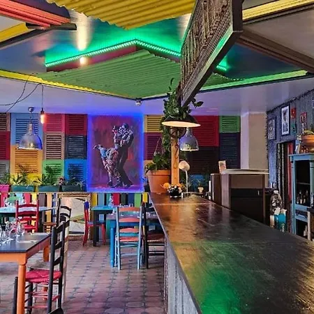 Chez L'ahumat Hotel
