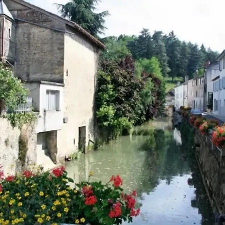 Hotel Chez L'ahumat *