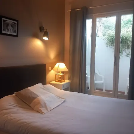 Chez L'ahumat Hotel