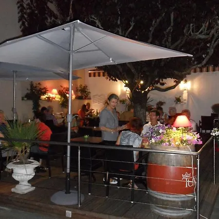 Chez L'ahumat Hotel *